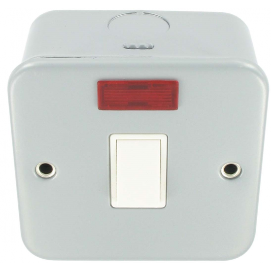 METAL CLAD 20A SWITCH