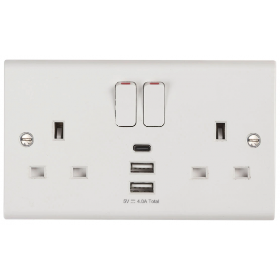 13A 2G SWITCHED SOCKET USB