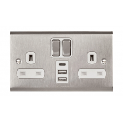 13A 2G SP SWITCHED SOCKET 3XUSB