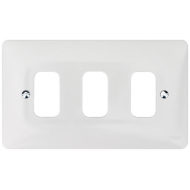 3 GANG WHITE MOULDED GRID PLATE