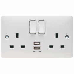 2G SWITCHED SOCKET USB C/W SPACER
