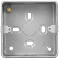 1G METAL BOX C/W KO