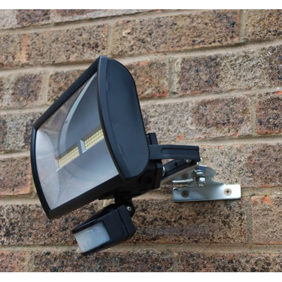 SWIVEL  FLOODLIGHT BRACKET
