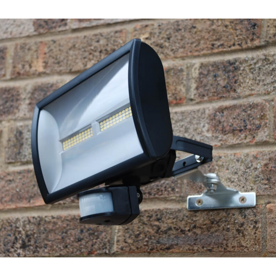 SWIVEL BRACKET